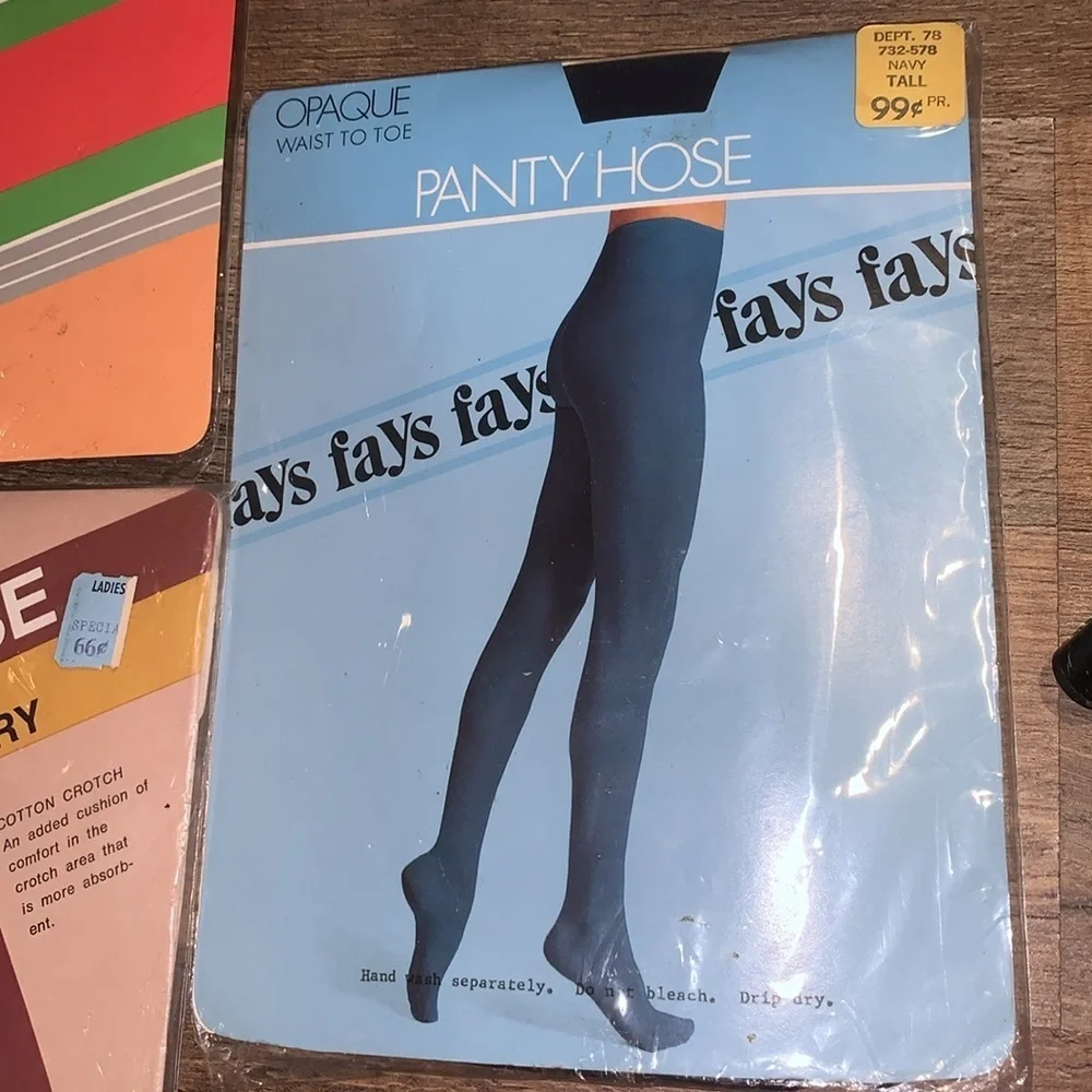 5 Pairs of Vintage Dead Stock NIP Panty Hose Tall/Queen Size Navy Blue/Tan Sheer